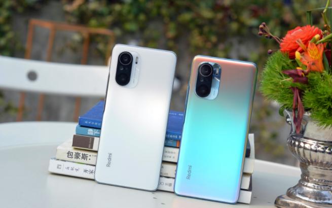 手机推荐性价比高2000到3000左右,oppo2000元左右价格实惠牛逼手机