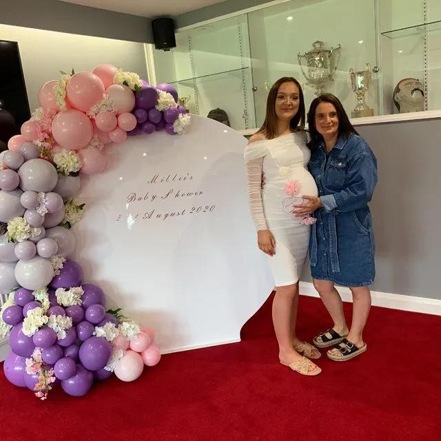 结婚30年生22娃，网友群嘲太窒息了，结果他们的生活却啪啪打脸