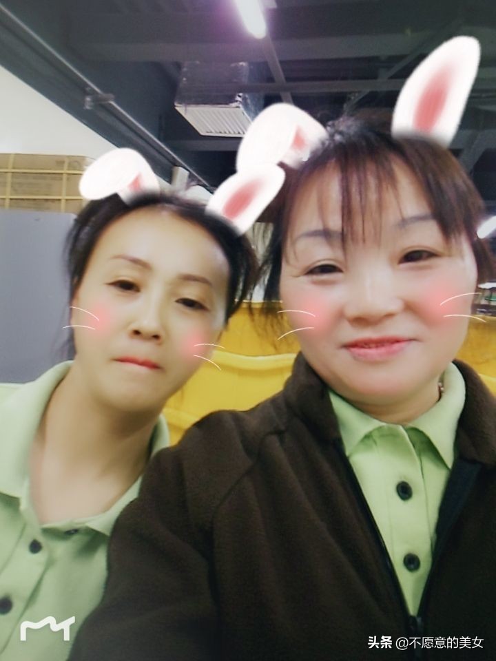 可爱的少妇自拍越来越丰满越来越成熟了