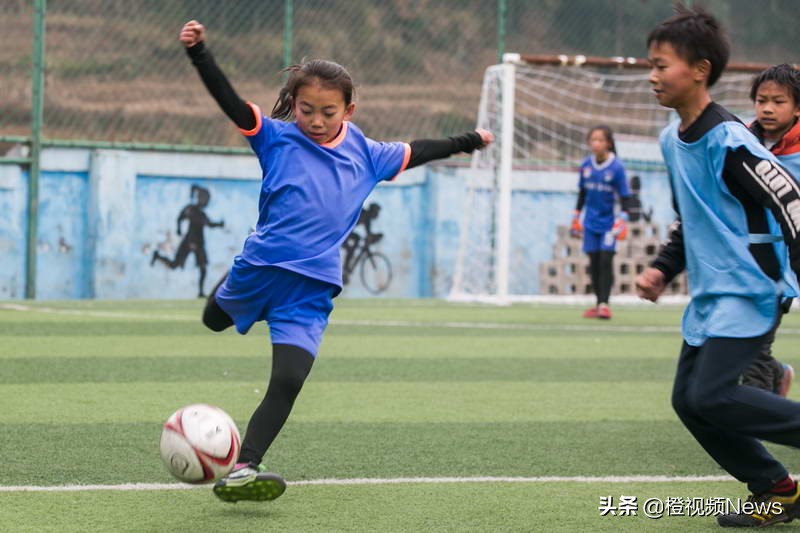 贵州钟山区第二小学足球赛,贵州省校园足球总决赛小学组