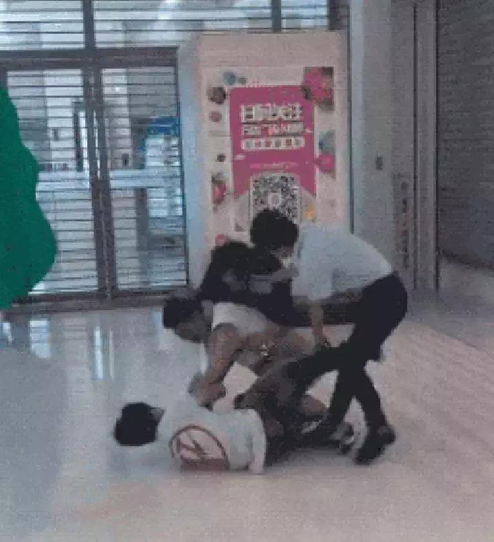 优衣库联名t恤有哪些,优衣库哆啦a梦联名t恤货号