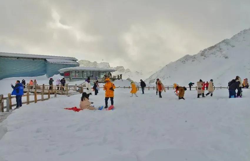 成都周边春节滑雪泡温泉,成都可以玩水也可以玩雪的地方