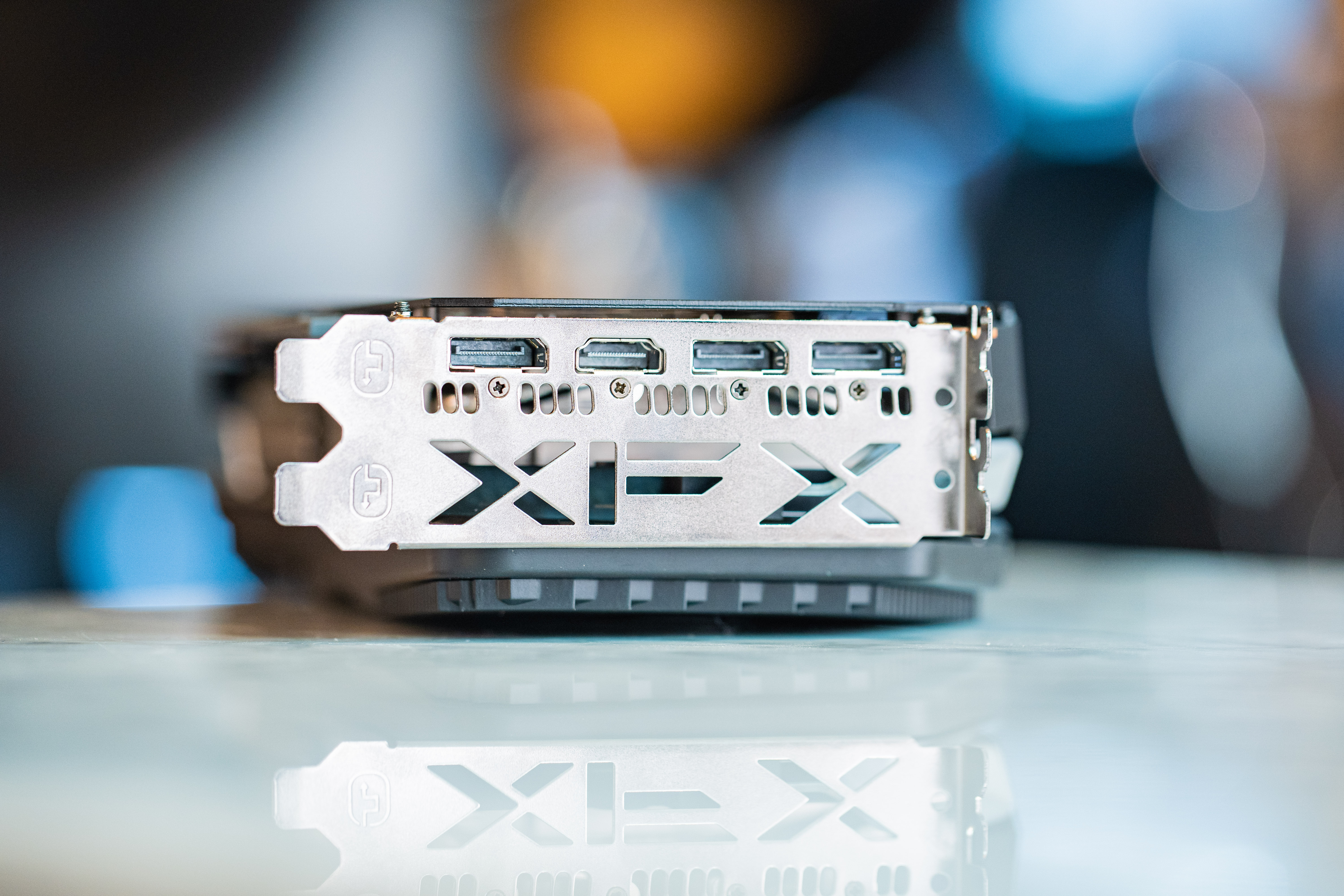 讯景xfxrx5908g黑狼版,xfx讯景rx5708g黑狼版