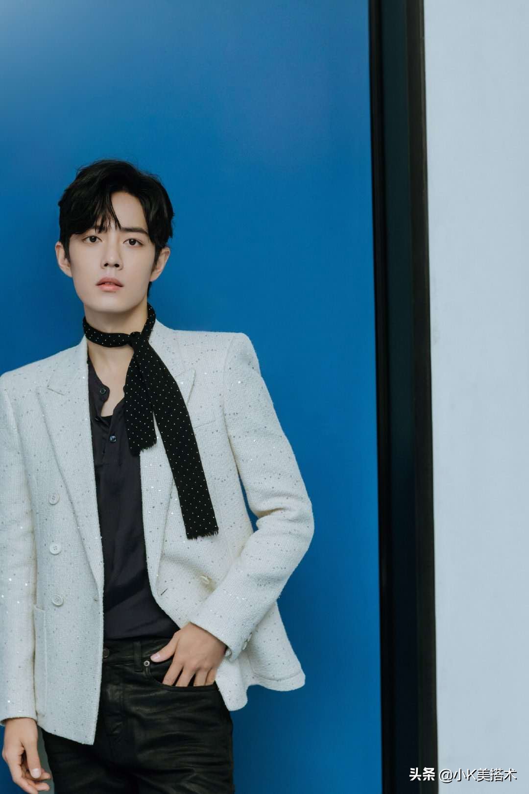 肖战格纹西装穿搭,肖战西装搭配什么颜色