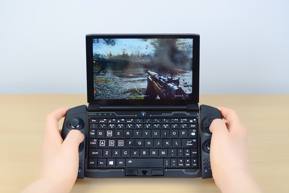 最新游戏笔记本电脑评测,小不点游戏好玩吗