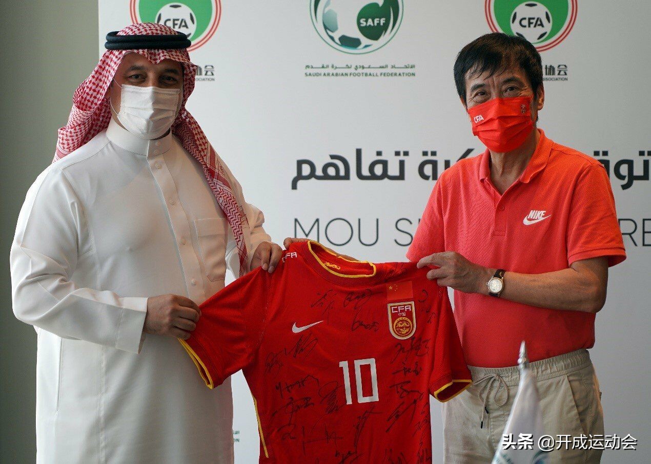 笑话!印度主帅表示:中国足球靠钱进不了世界杯决赛圈!你怎么看