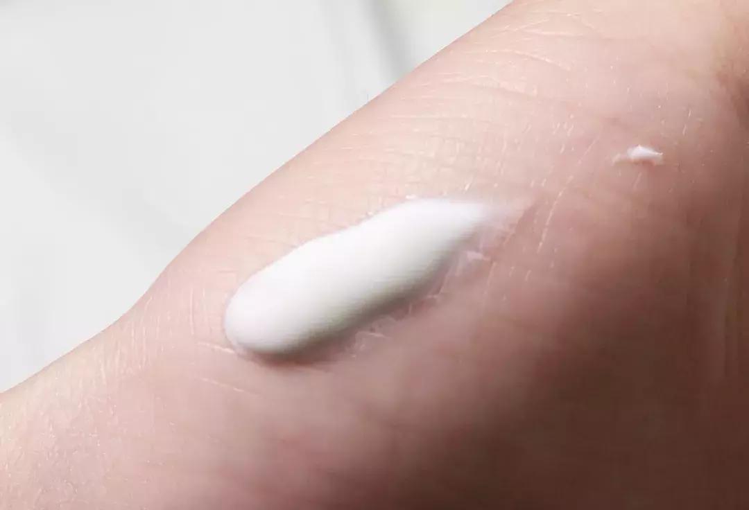 十大公认好用的防晒霜实验室测评,深度解析网红防晒霜