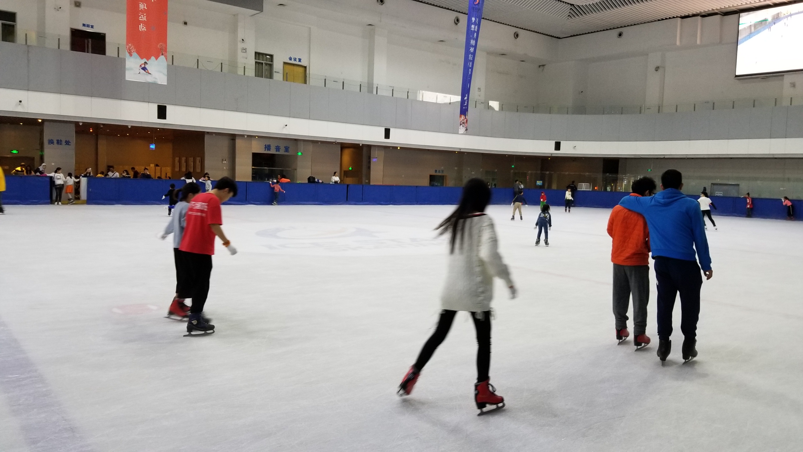 东莞旱冰的溜冰场,东莞南城90年代旱冰溜冰场