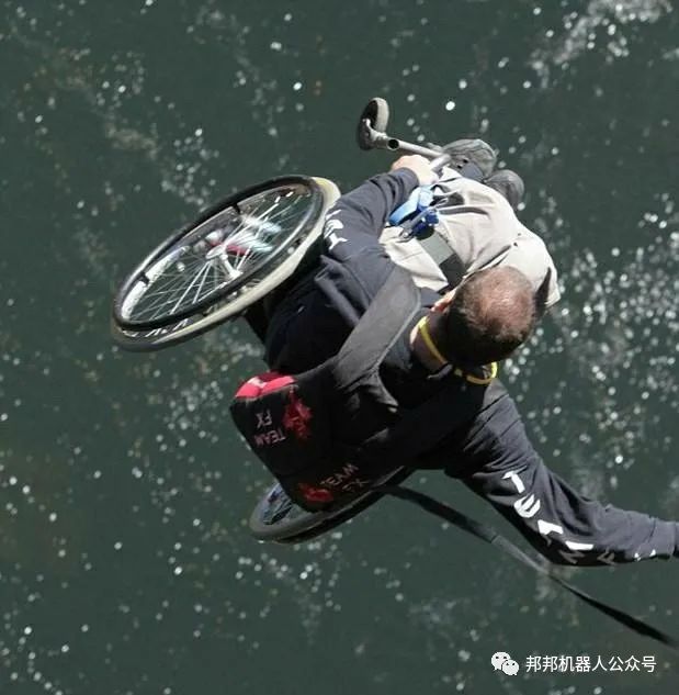 盘点坐在轮椅的大神们,轮椅上励志达人