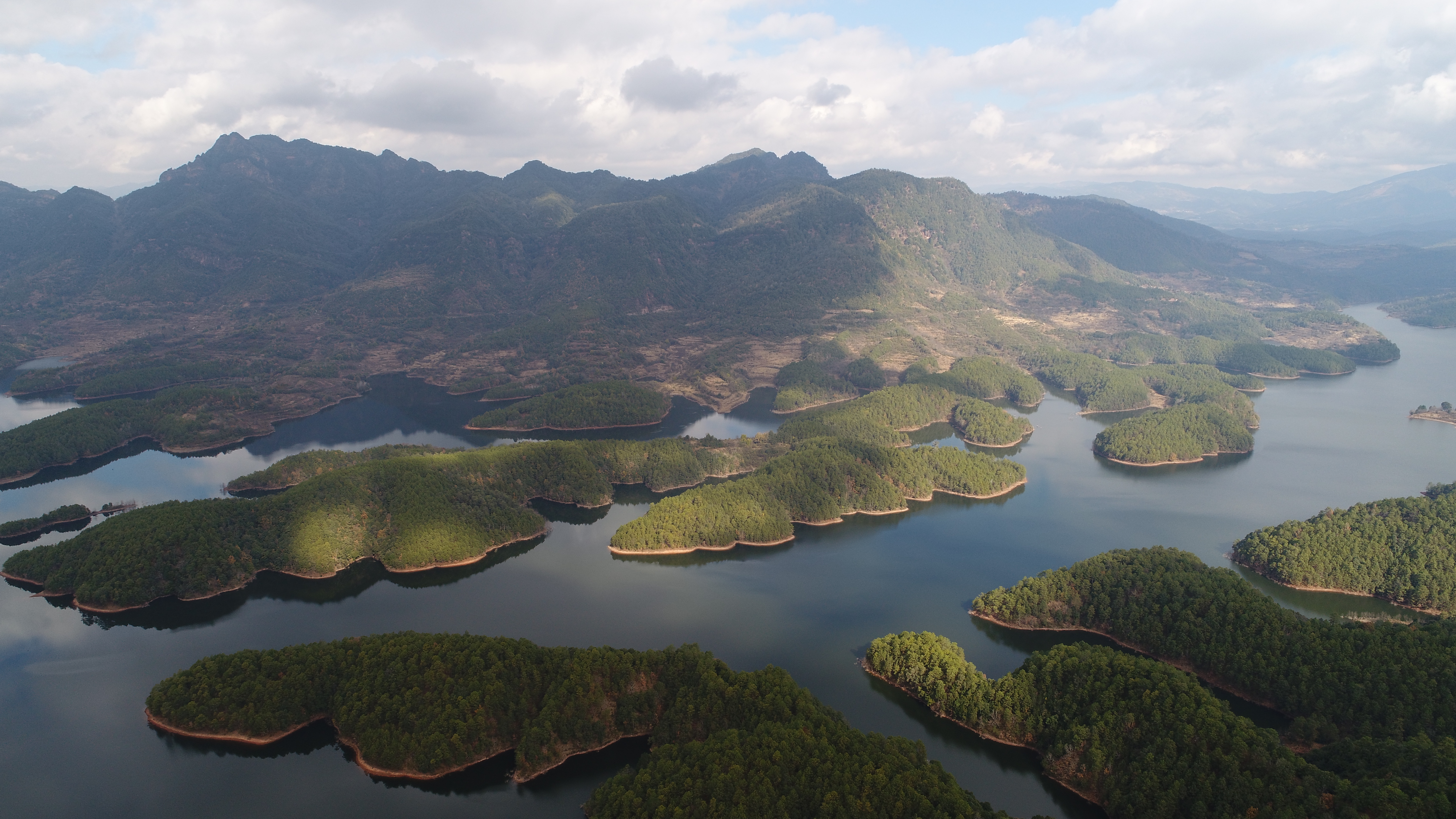 云南禄劝县是特困县吗,云南禄劝县有多少个村