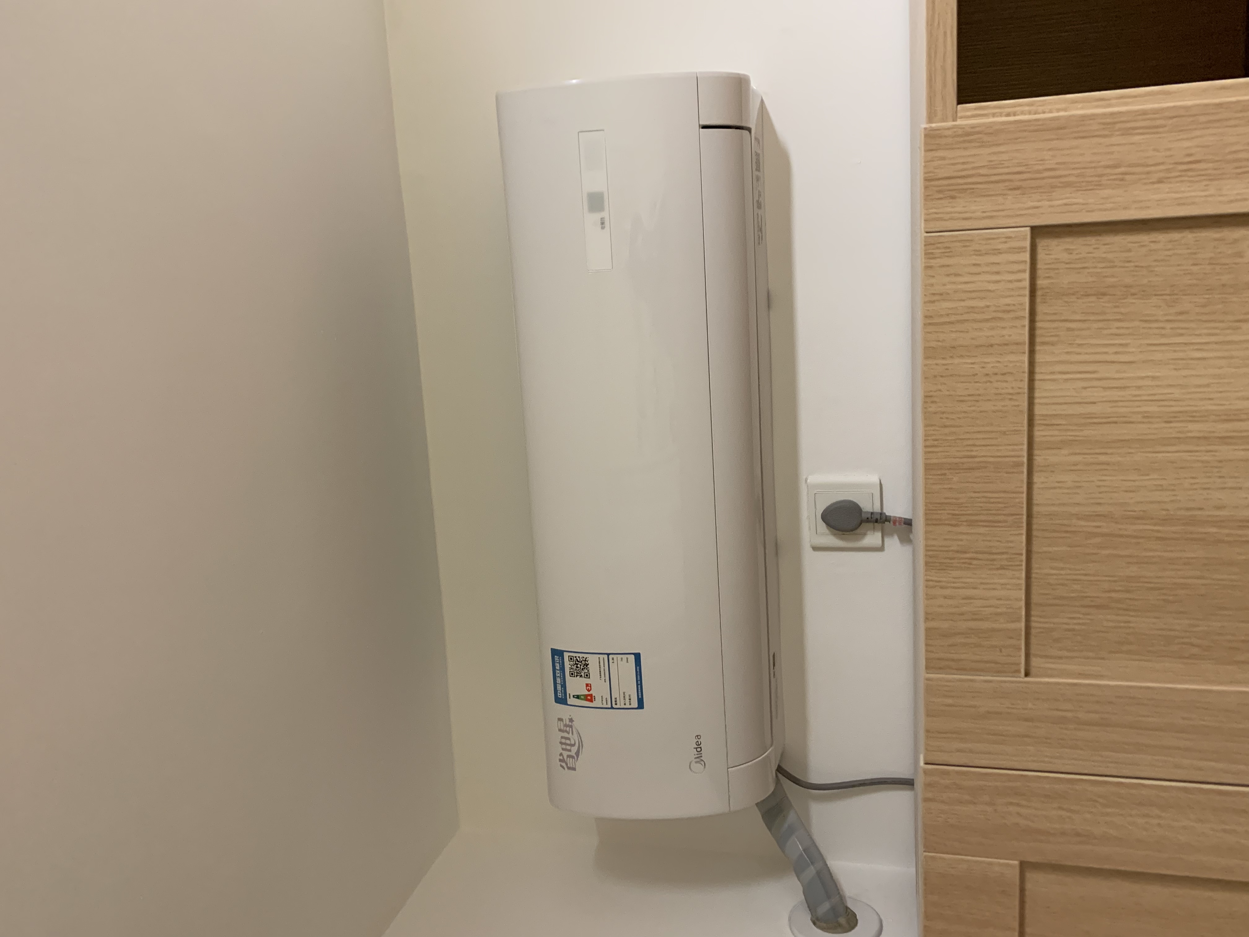 买空调是海尔好还是格力和美的好,空调海尔格力美的哪家性价比最高