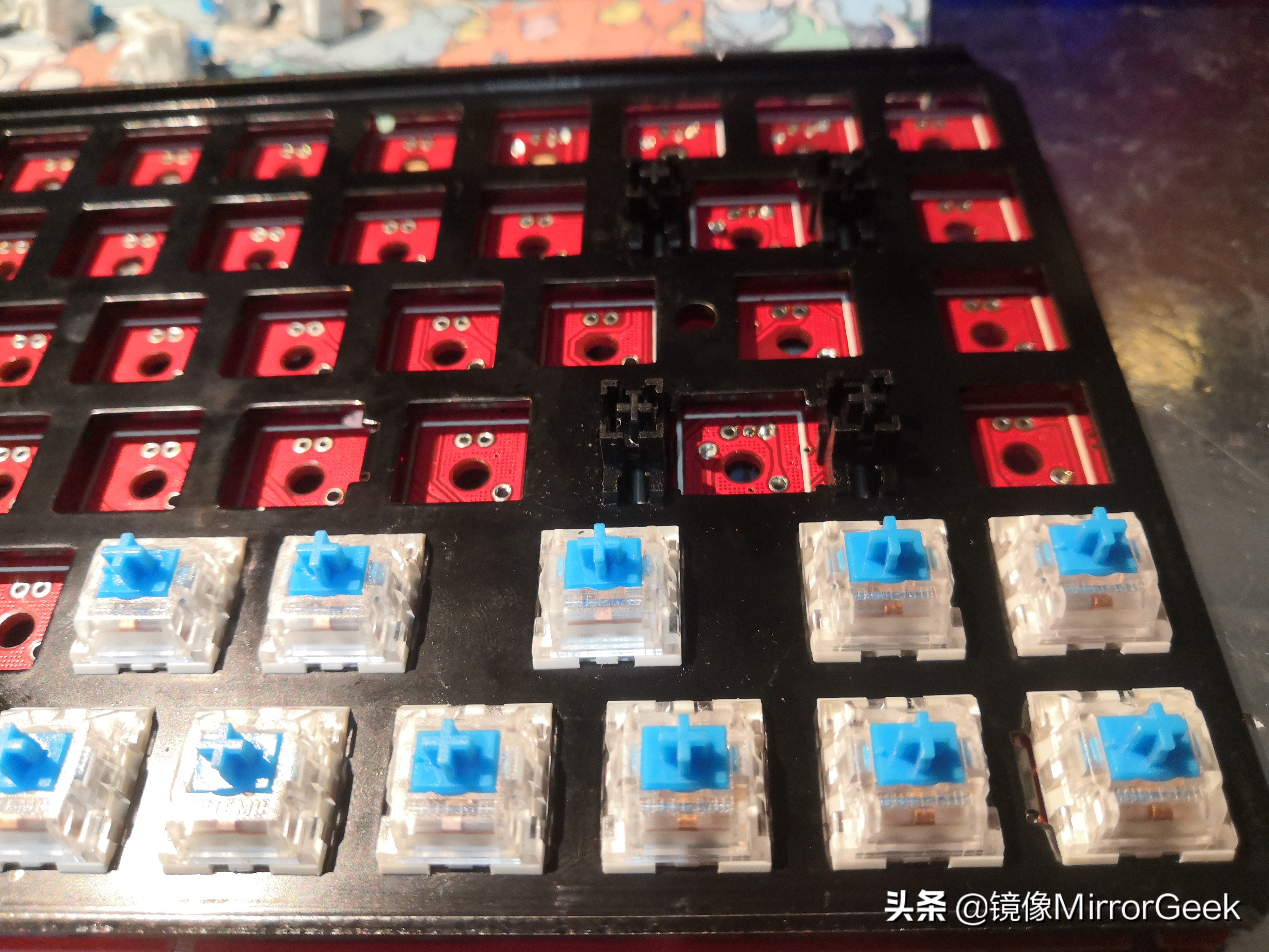 好用的机械键盘可自改,捡垃圾制作武器