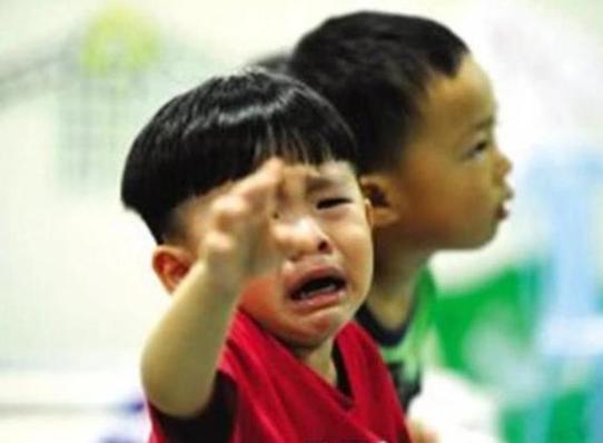 小学生被罚写检讨，每句都真诚反省，老师却一眼看出了端倪