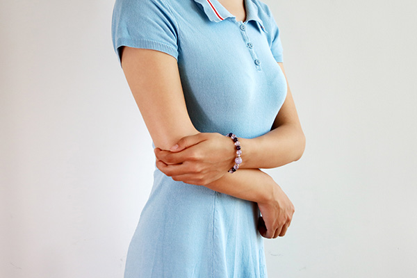 女性体毛多是什么原因,体毛多有什么脱毛方法吗