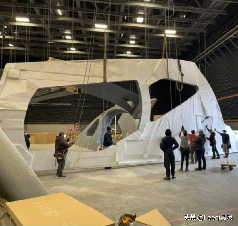 皮尔斯布鲁斯南黑亚当发布会,黑亚当皮尔斯布鲁斯南