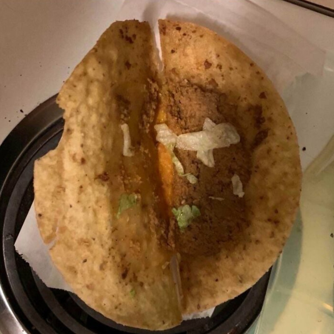 18张笑到头掉的“广告不实照”，我说，那个饼是忘记放馅了吗？