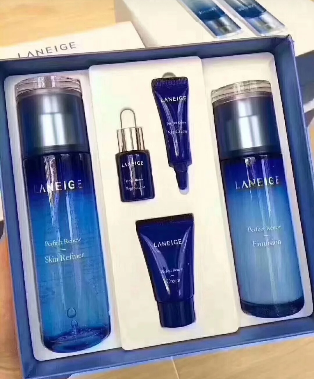 补水保湿渗透力好的水乳,补水保湿水乳推荐ahc水乳好用么