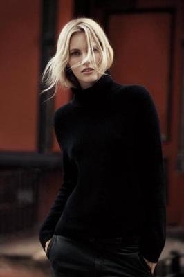 鐩樼偣灏忎紬娼墝,琛楁媿鍖楁椋庡皻绌挎惌