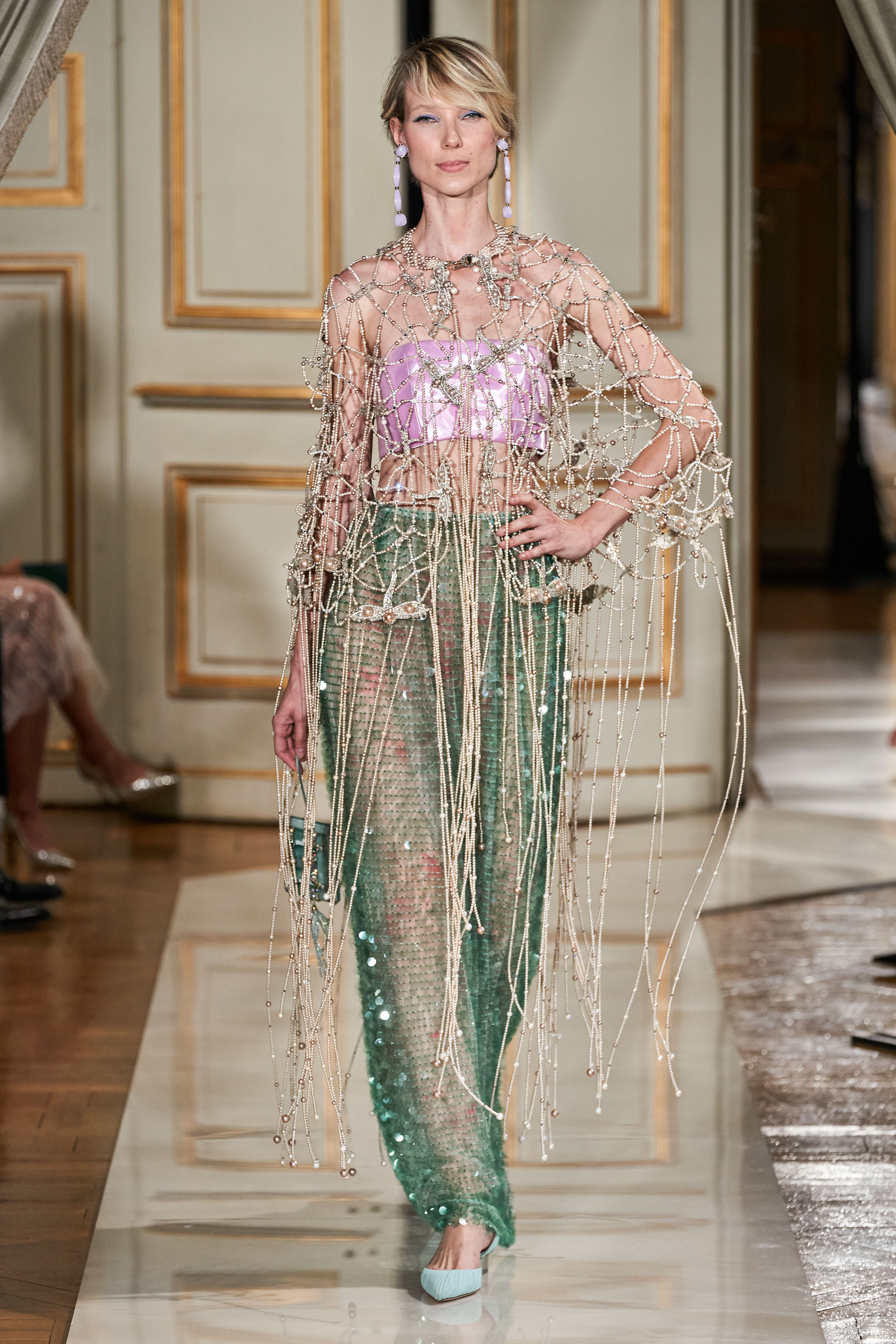 阿玛尼armani高定设计师,阿玛尼2018高定春夏女装