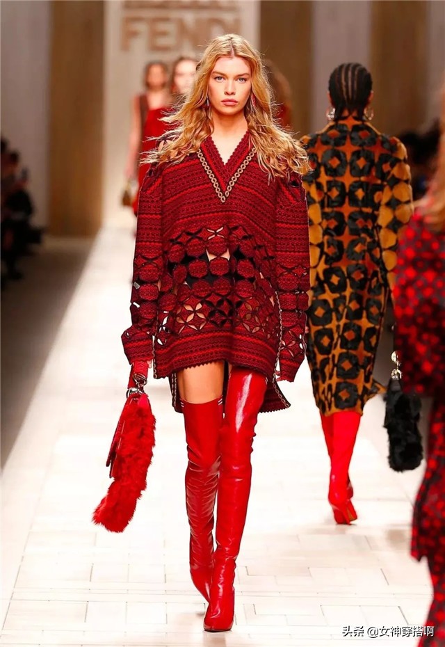 小个子穿过膝靴好看还是短靴好看,过膝靴高跟内增高短靴拉链款