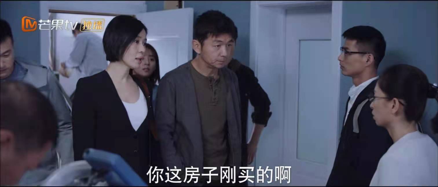 余男谎言真探一共多少集,谎言真探余男和朱世豪在酒吧聊天