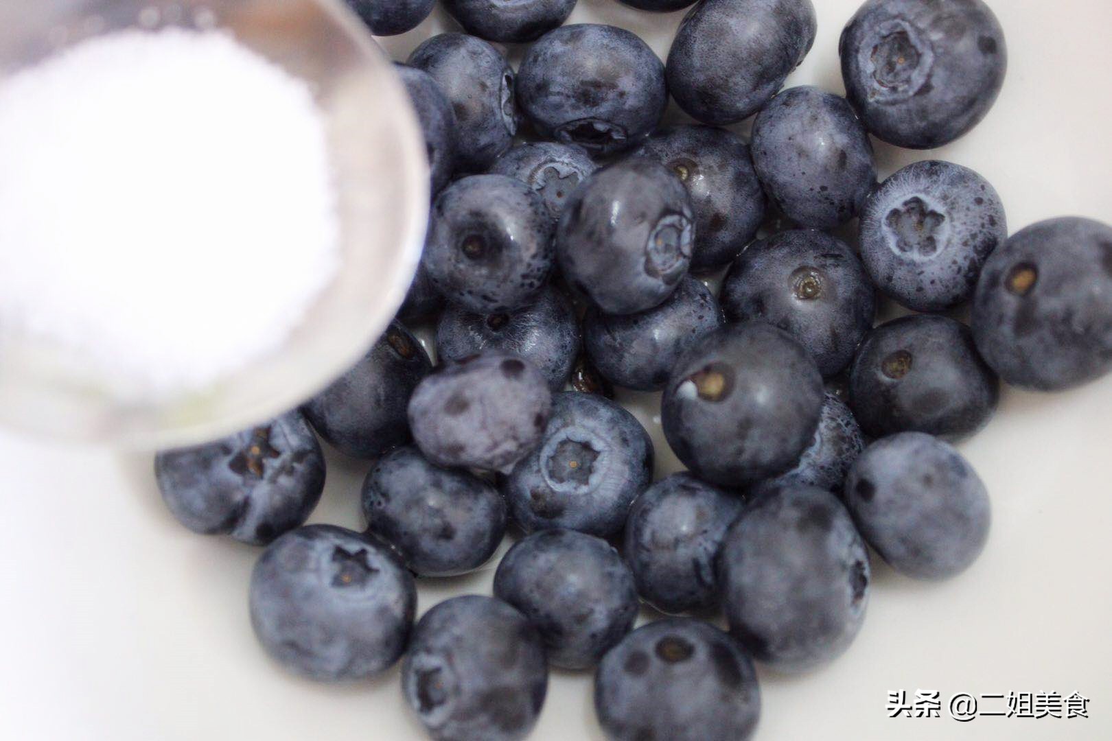 蓝莓怎么放不会坏,蓝莓放久了不烂就只是蔫了怎么吃