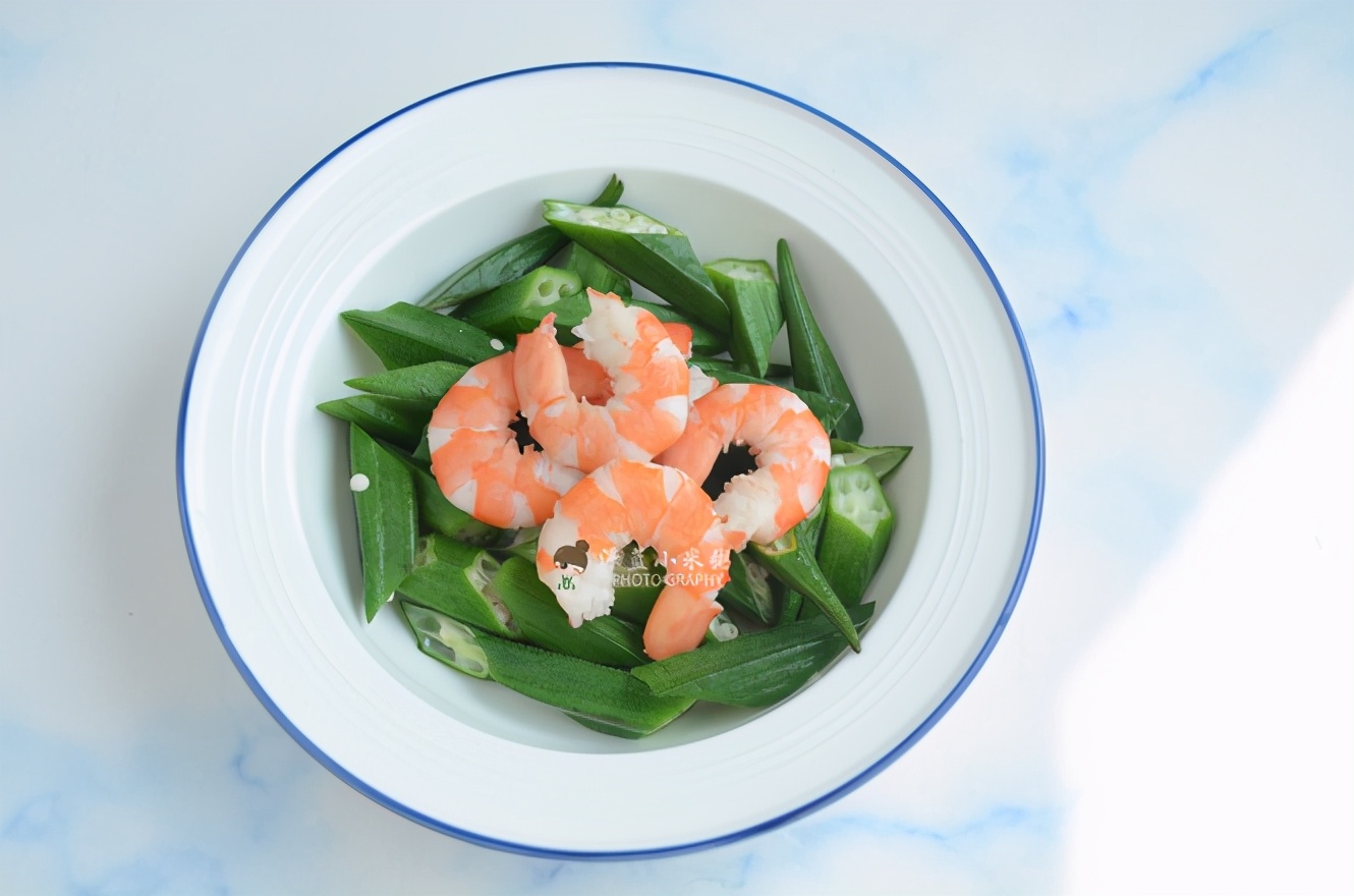 减肥期虾仁食谱,减肥餐虾仁肉松饭放什么酱好吃