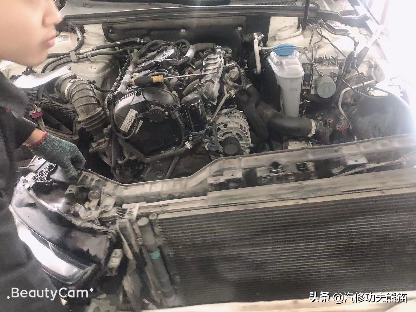 2013款奥迪a4l烧机油怎么解决,奥迪a4l突然全车无电是什么原因