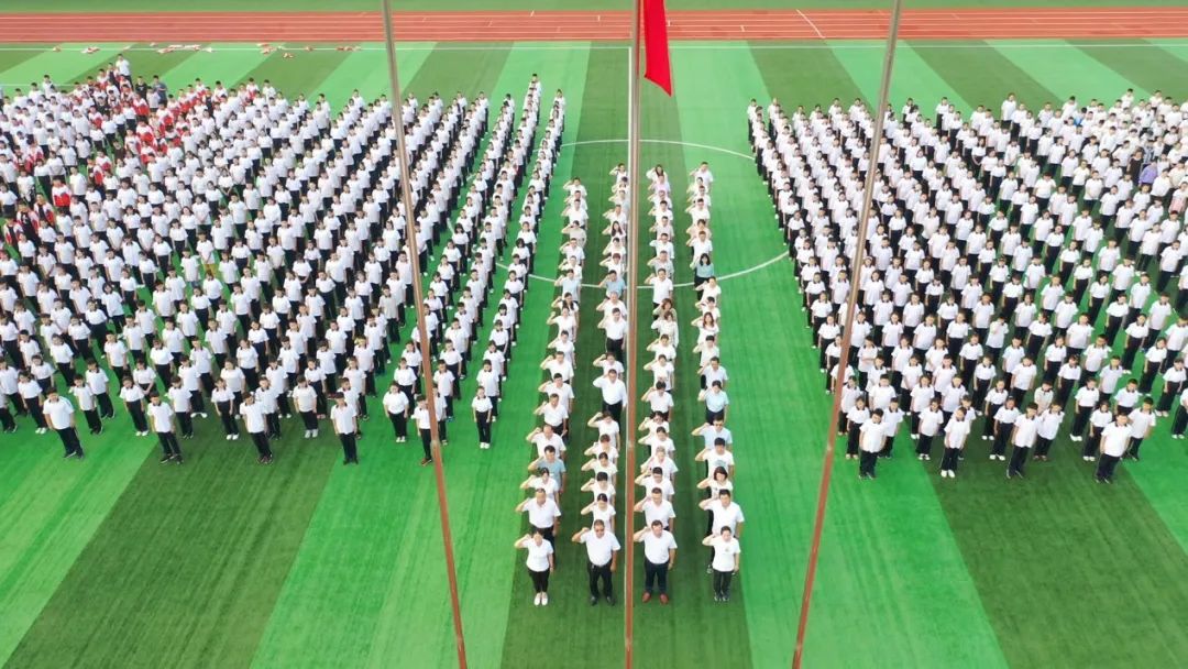 办人民满意的教育是教育方针吗,农村小学校园环境大改观