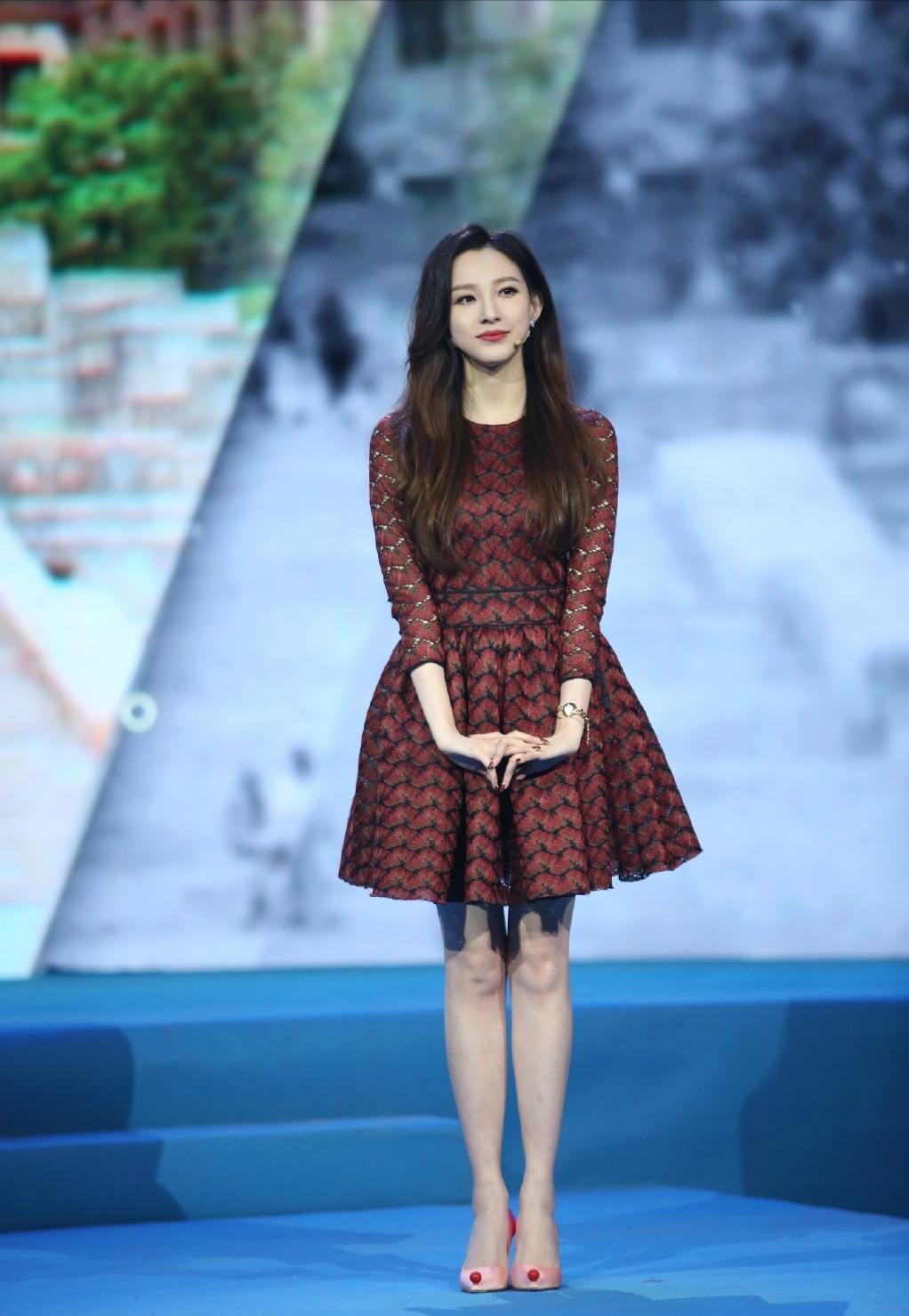 马凡舒好甜,马凡舒长得像林志玲