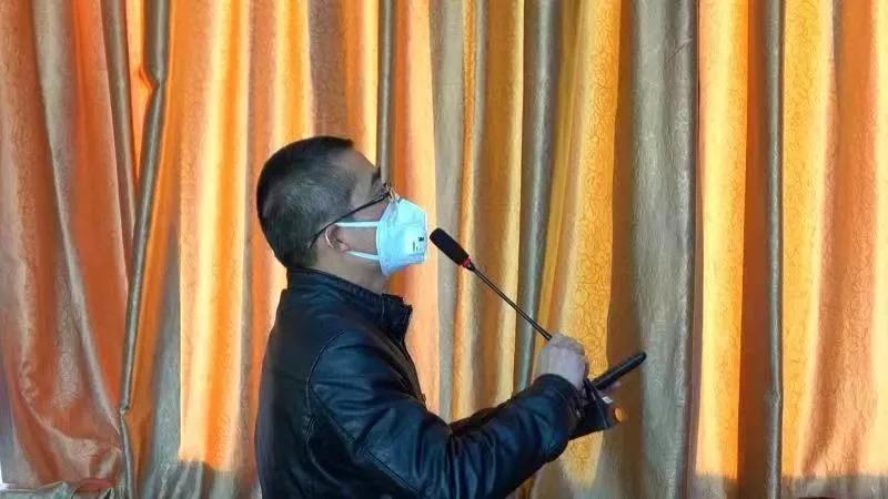 泪目生死离别,抗疫一线这些瞬间让人泪目