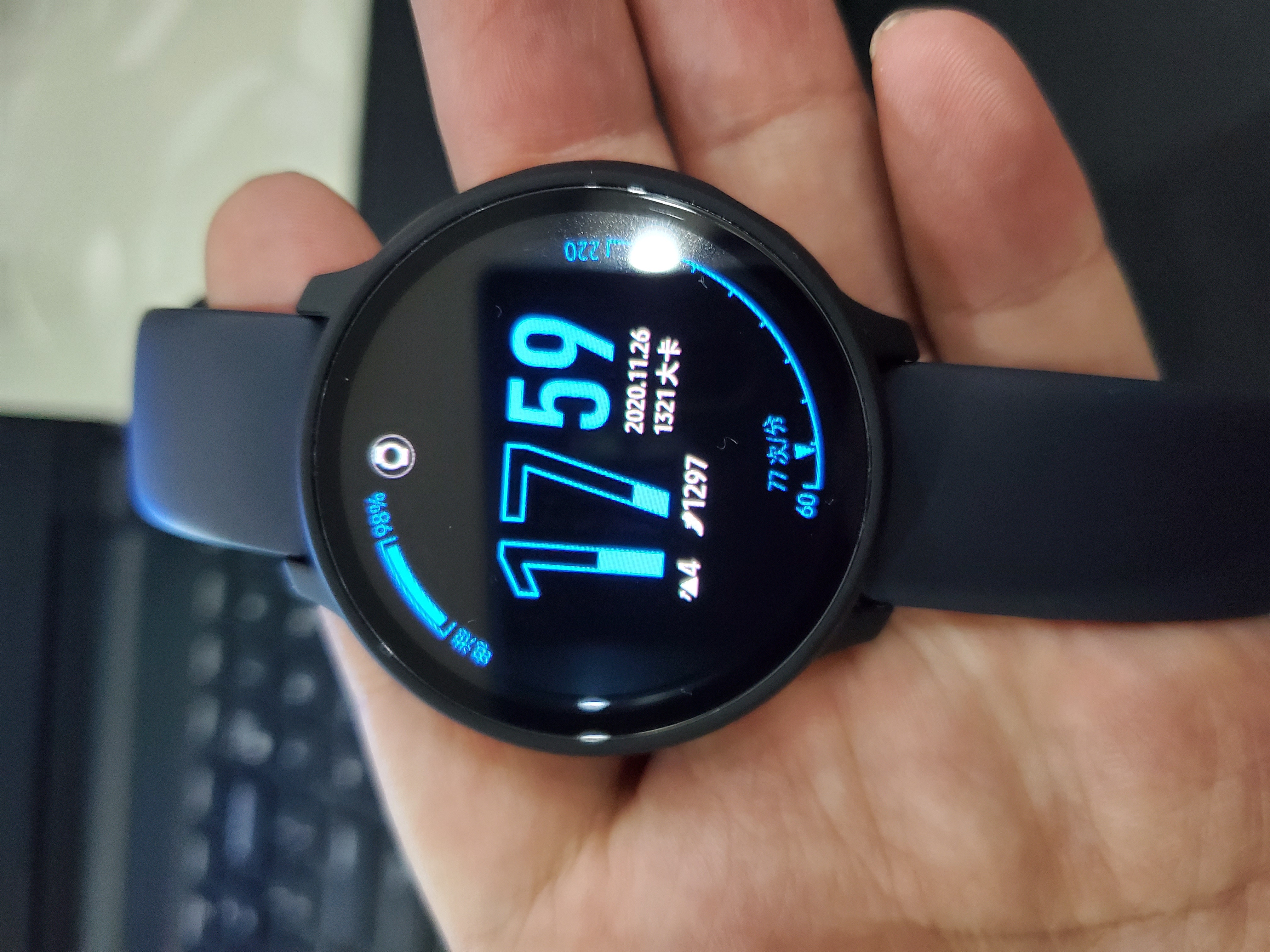 三星发布galaxywatchactive2,三星galaxywatch4和classic4