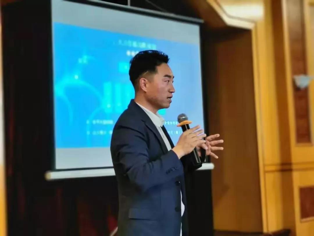 终成周报|淄博产业园领导一行莅临终成国际参观考察