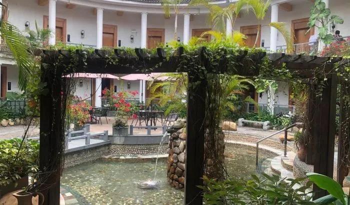 深圳周边泡温泉去哪个最好,深圳周边的温泉推荐