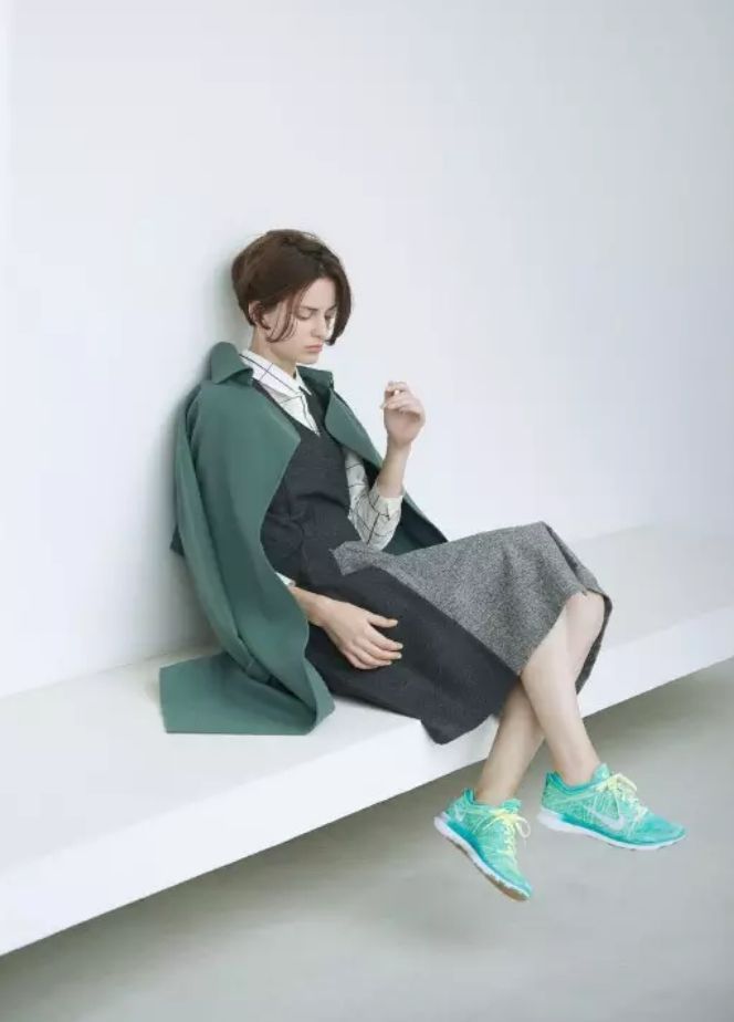 不想穿非要穿什么,不想穿名牌