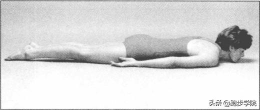 腰椎间盘突出跑步好还是跳绳好,腰椎间盘4-5节突出可以跑步吗