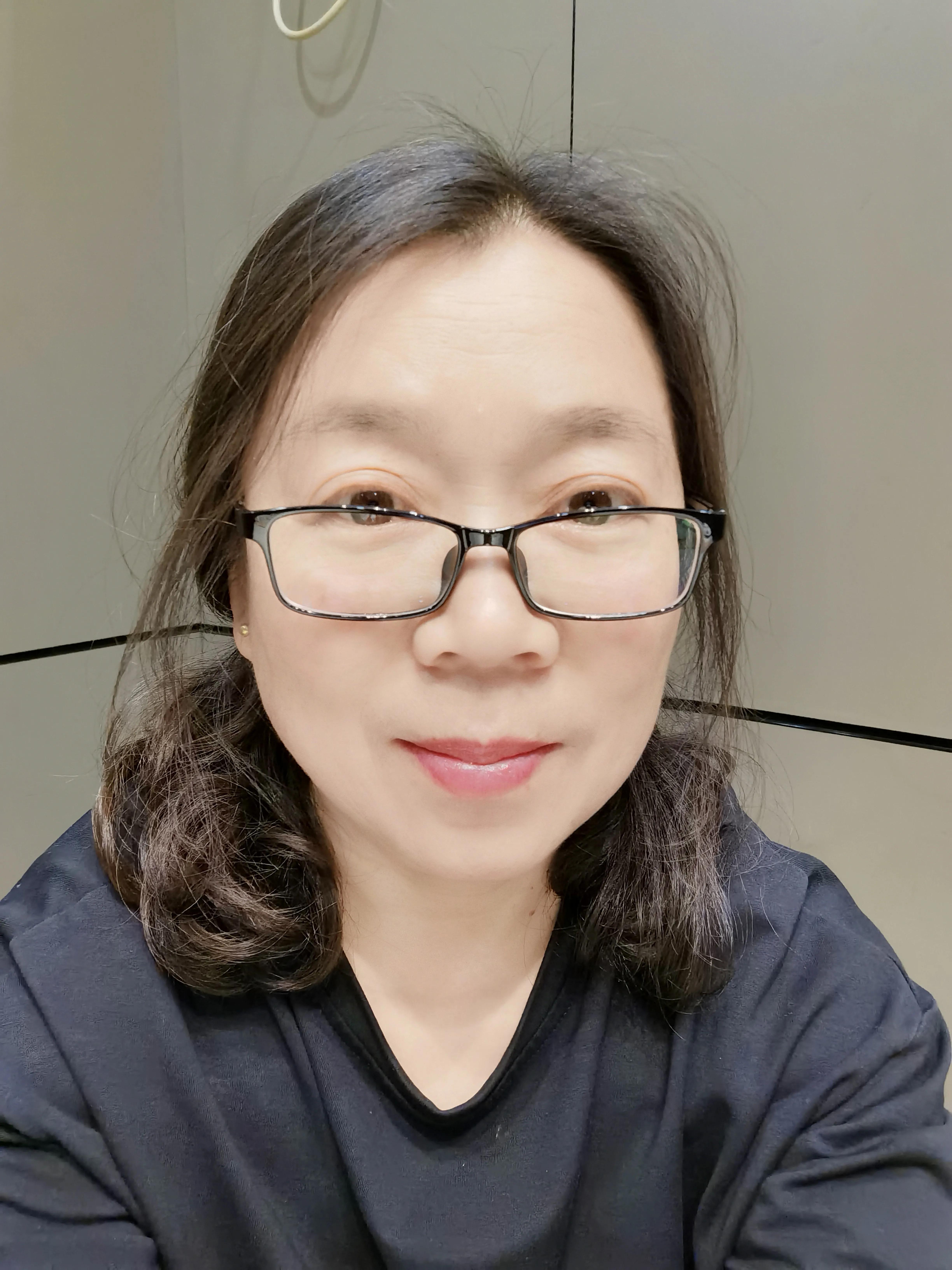 花俩月退休金买个新手机一疏忽弄丢了儿子定位发现手机在熟人车里