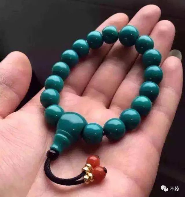 绿松石手串盘花了怎么办,绿松石盘玩变色慢怎么办
