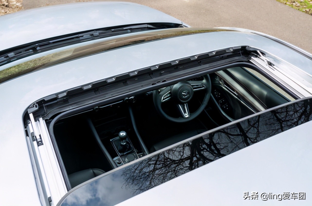 马自达3两厢版最新款,马自达3skyactiv-g发动机