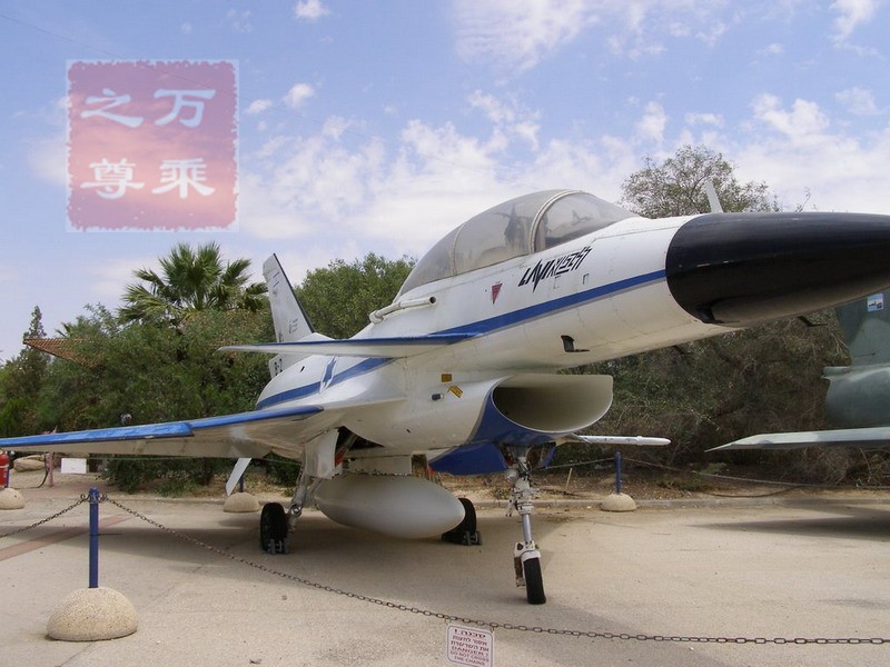 中国歼10c和枭龙哪个好,歼10与枭龙战机图片对比