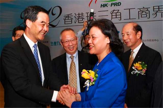 岁月没有饶过谁,岁月没饶过人