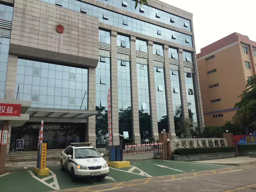 进入“高墙”内的世界，他们的一天工作开始了…