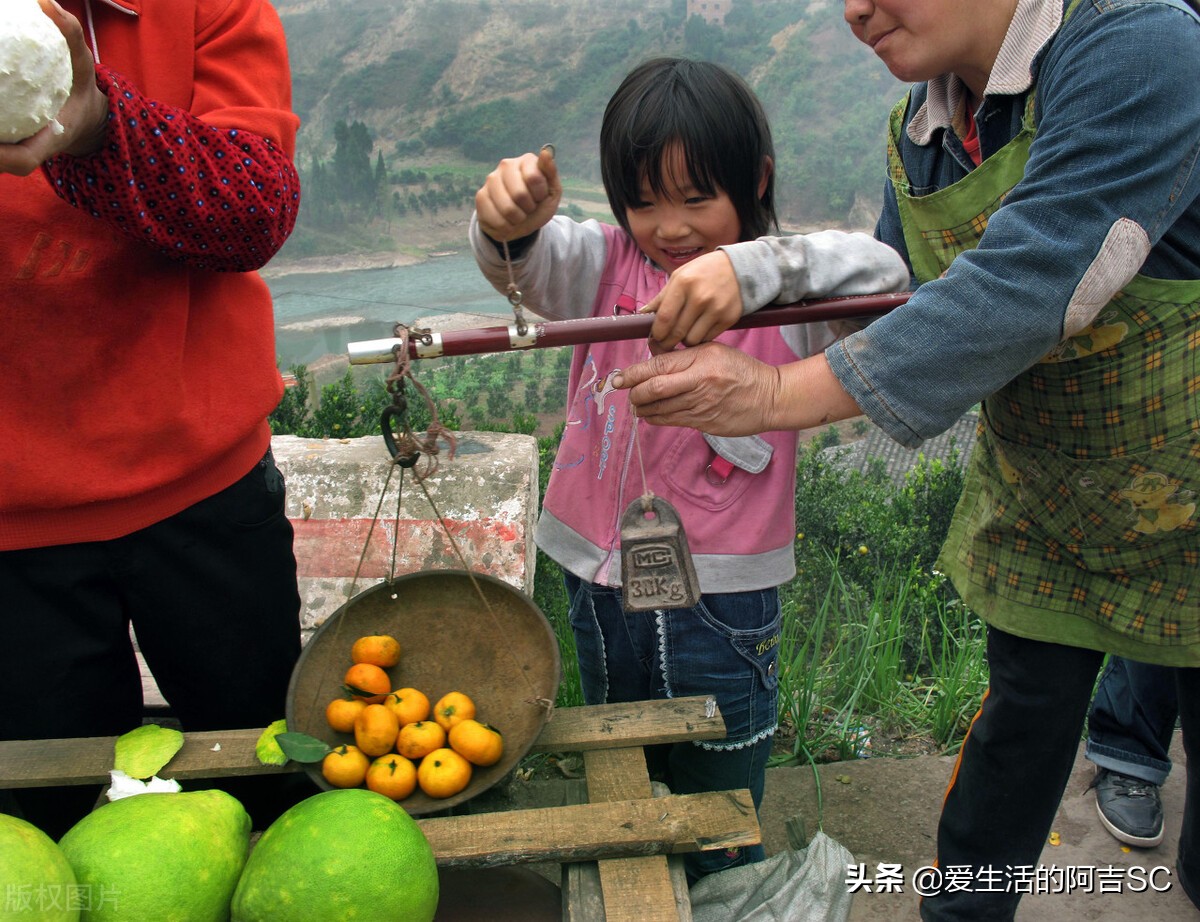 十七岁男孩暑假挥霍30万,男子暑假挥霍了30万