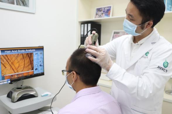 响应社会号召！深圳倍生公益援助抗疫英雄单永业医生免费植发