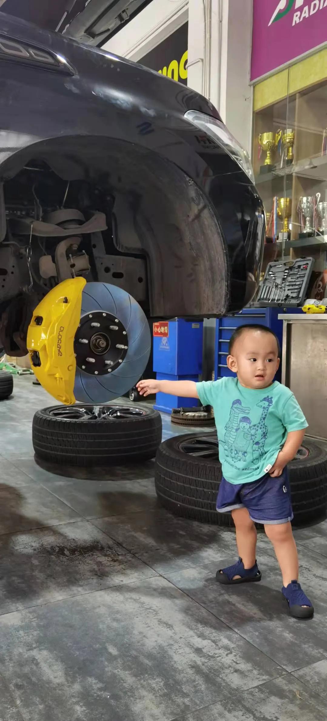 18款途乐y62黑武士改装,三排最舒服的suv途乐y62