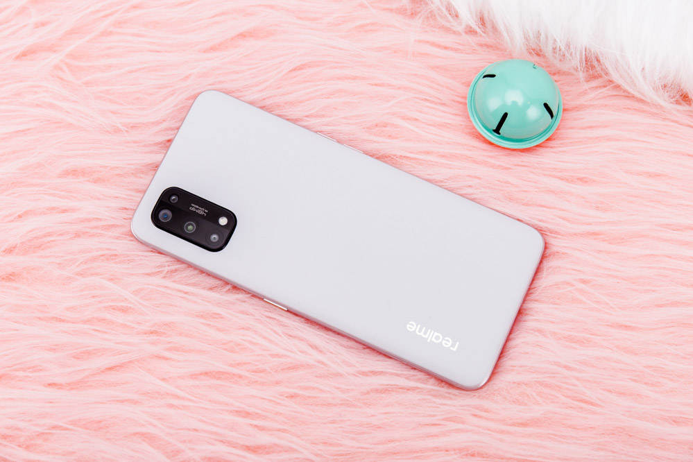 电池续航10小时以上的手机,续航最久10分钟就能充满电的手机