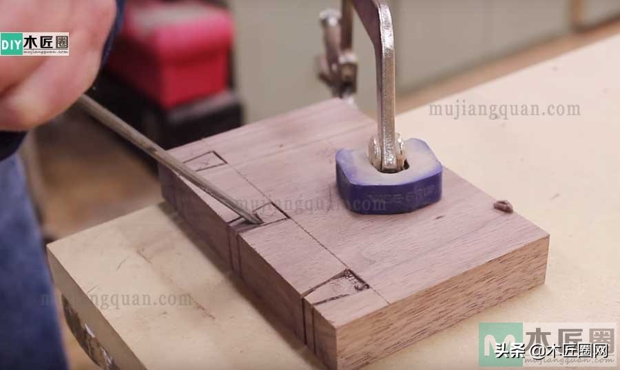 吉他架挂墙怎么做,自制吉他挂壁架尺寸