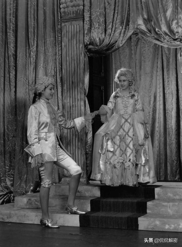 玛格丽特公主年轻照,玛格丽特公主和伊丽莎白女王