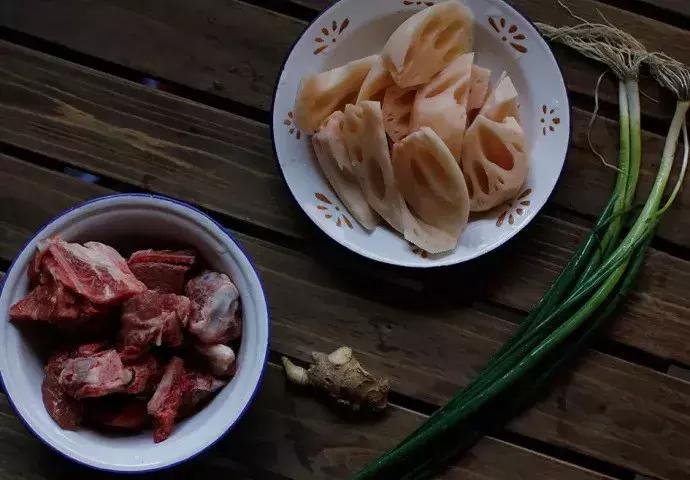 半天卖出500斤！这玩意全身是宝，一到秋天杭州人就扎堆去吃