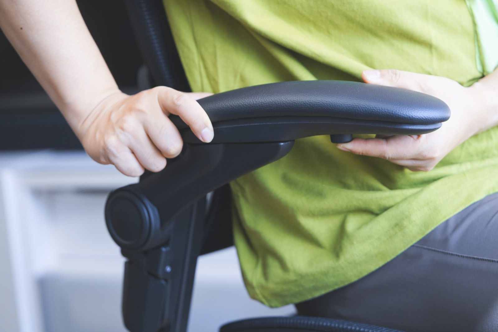 网易人体工程学椅s9,网易3d人体工学椅评测